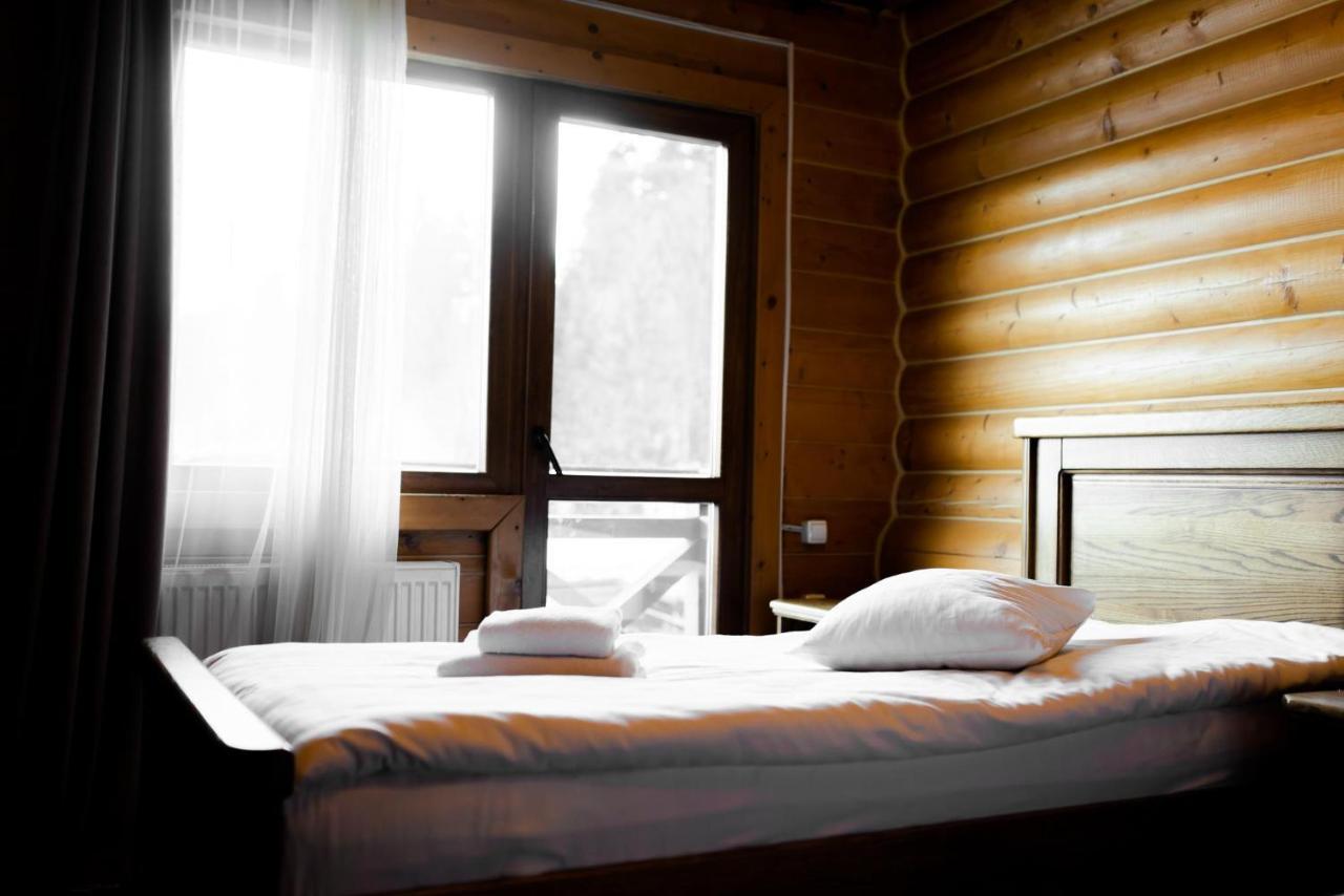 La Кrechunu Hotel Boekovel Buitenkant foto