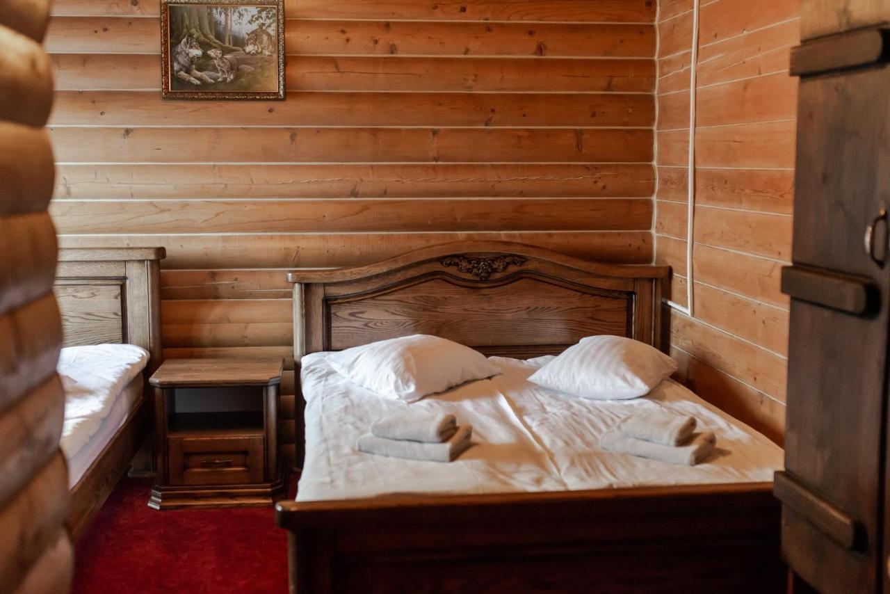 La Кrechunu Hotel Boekovel Buitenkant foto