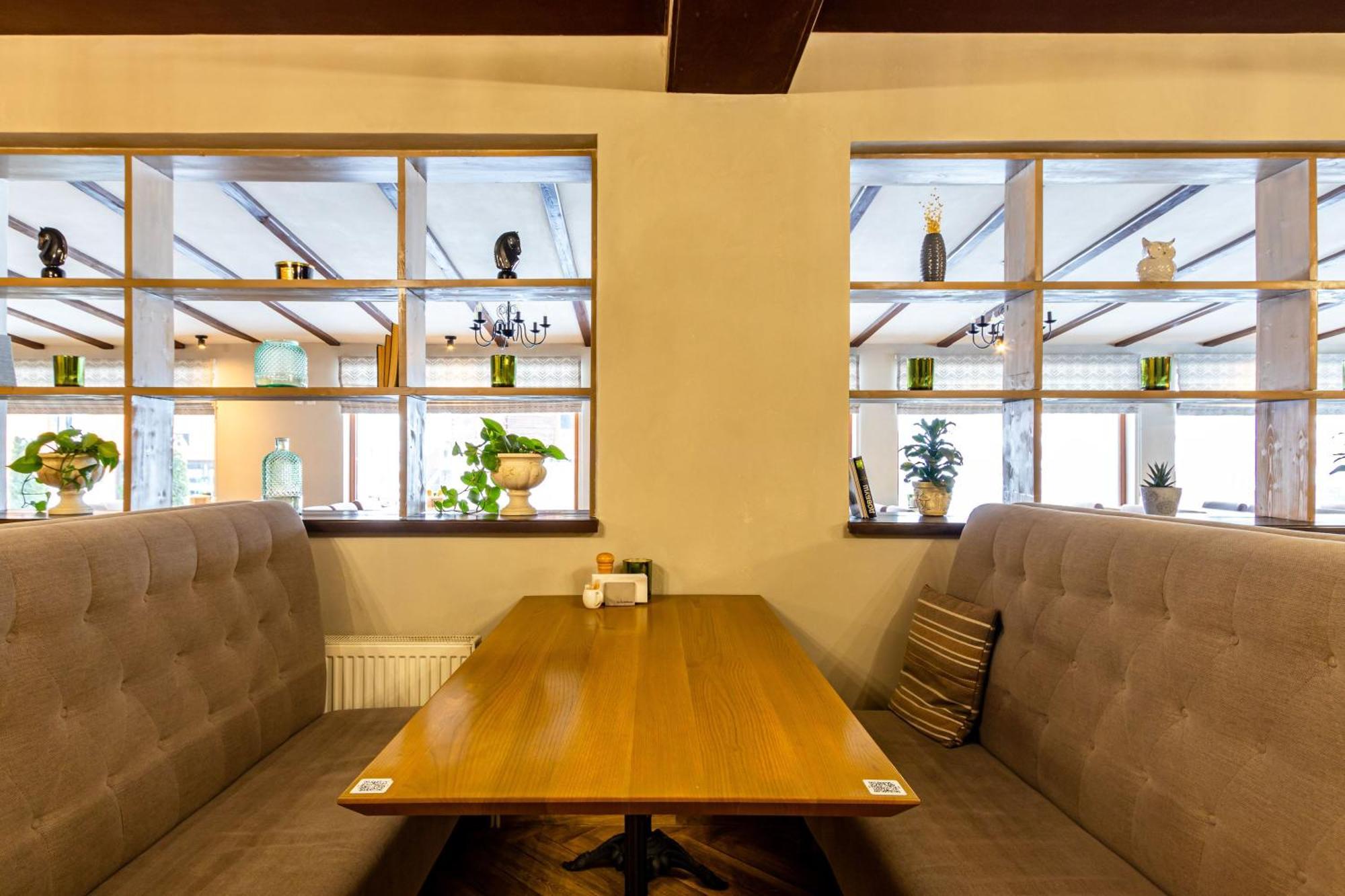 La Кrechunu Hotel Boekovel Buitenkant foto