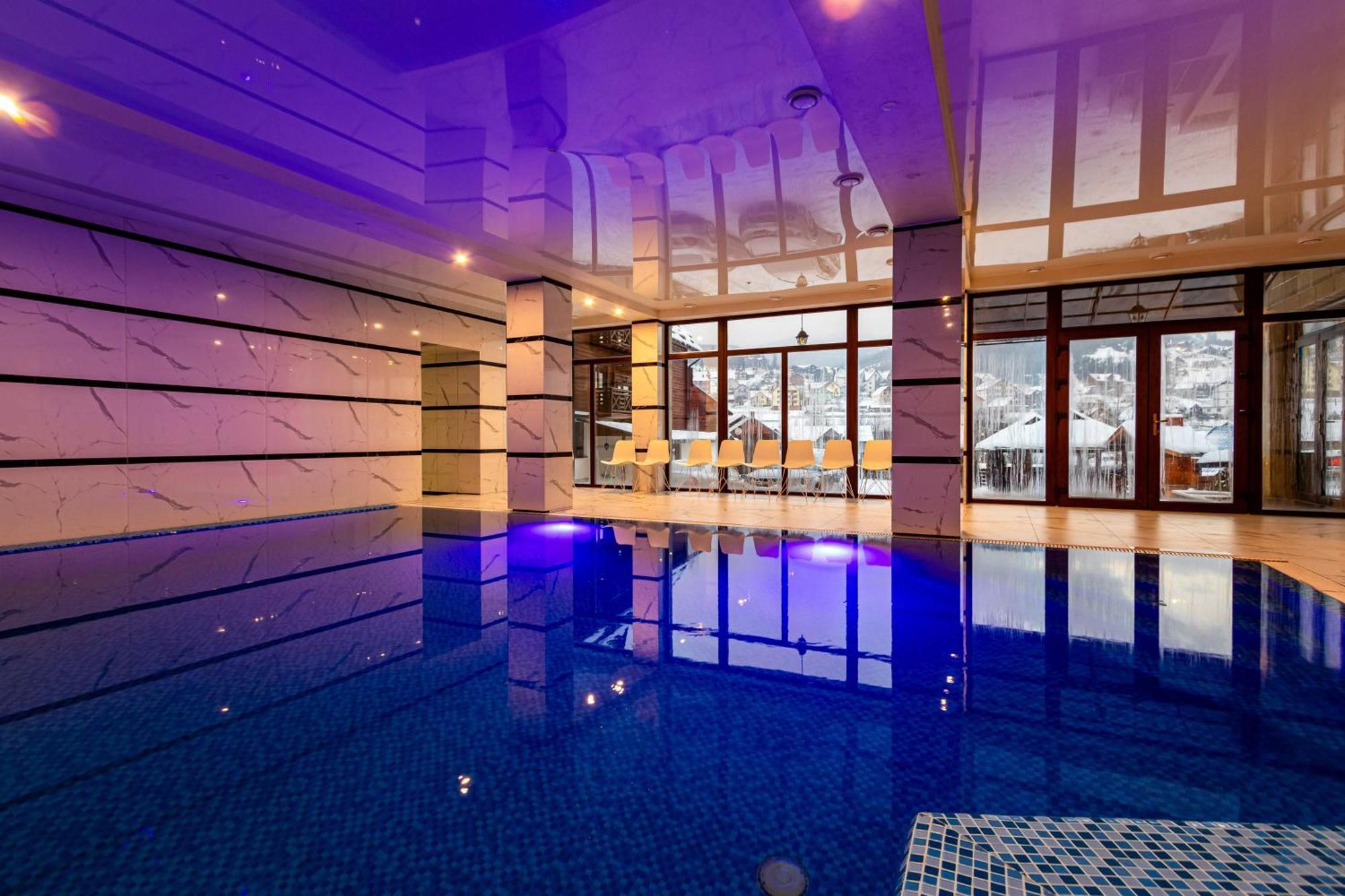 La Кrechunu Hotel Boekovel Buitenkant foto
