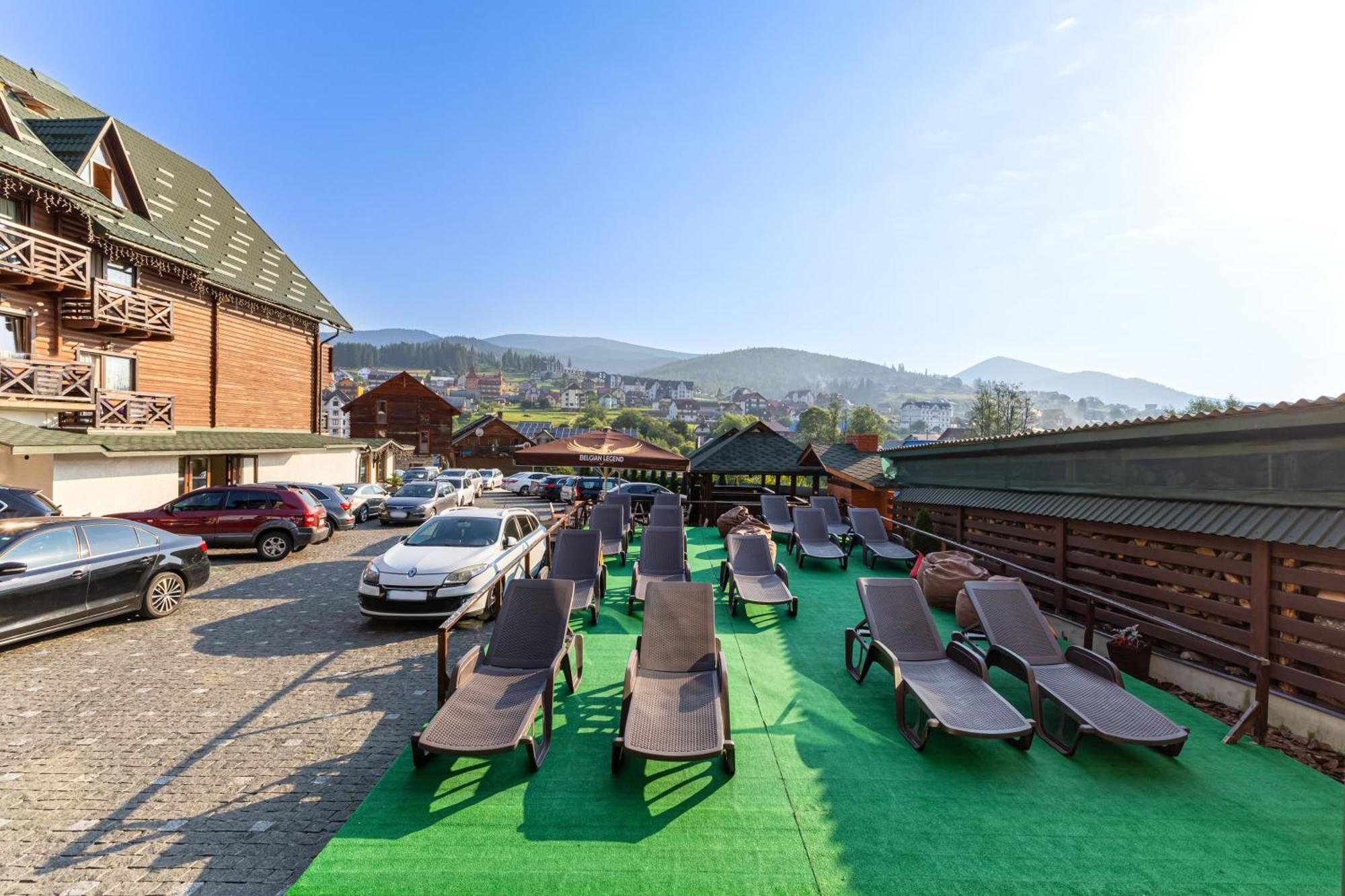 La Кrechunu Hotel Boekovel Buitenkant foto