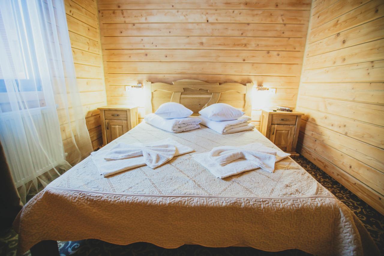 La Кrechunu Hotel Boekovel Buitenkant foto