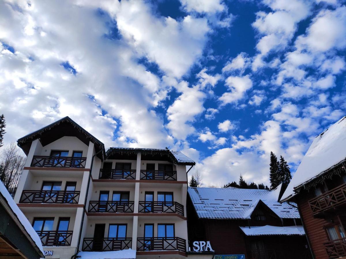 La Кrechunu Hotel Boekovel Buitenkant foto
